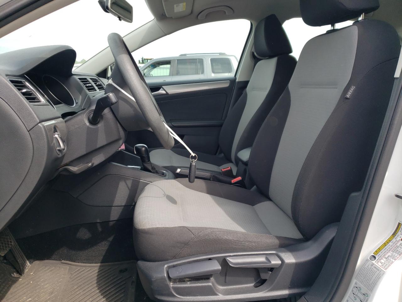 3vw2b7aj9hm375703 3VW2B7AJ9HM375703 2017 Volkswagen Jetta S