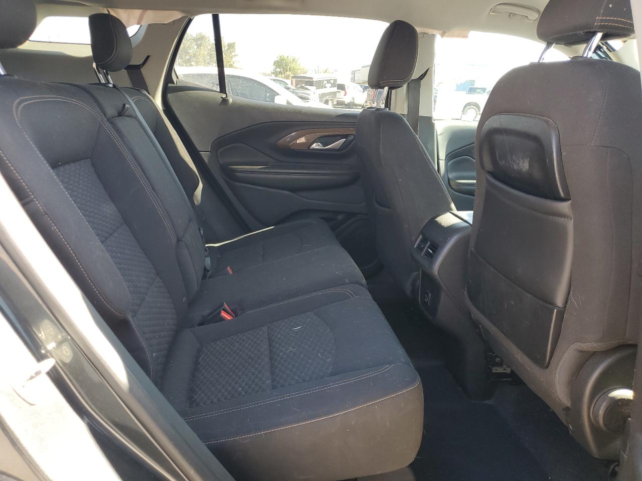 3GKALMEV9JL273602 2018 GMC Terrain Sle