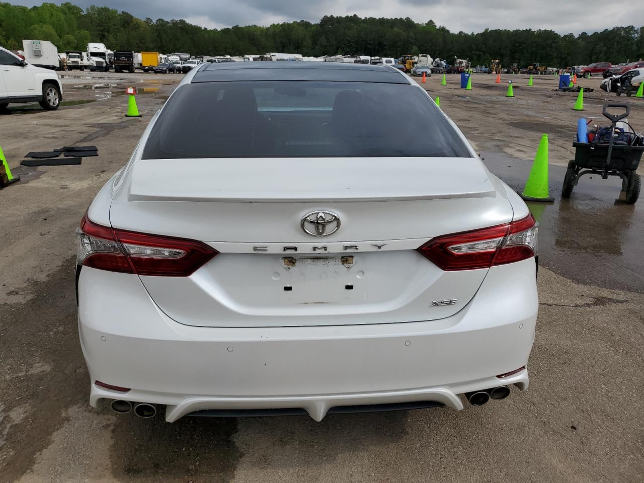 4T1B61HK3JU127236 2018 Toyota Camry Xse