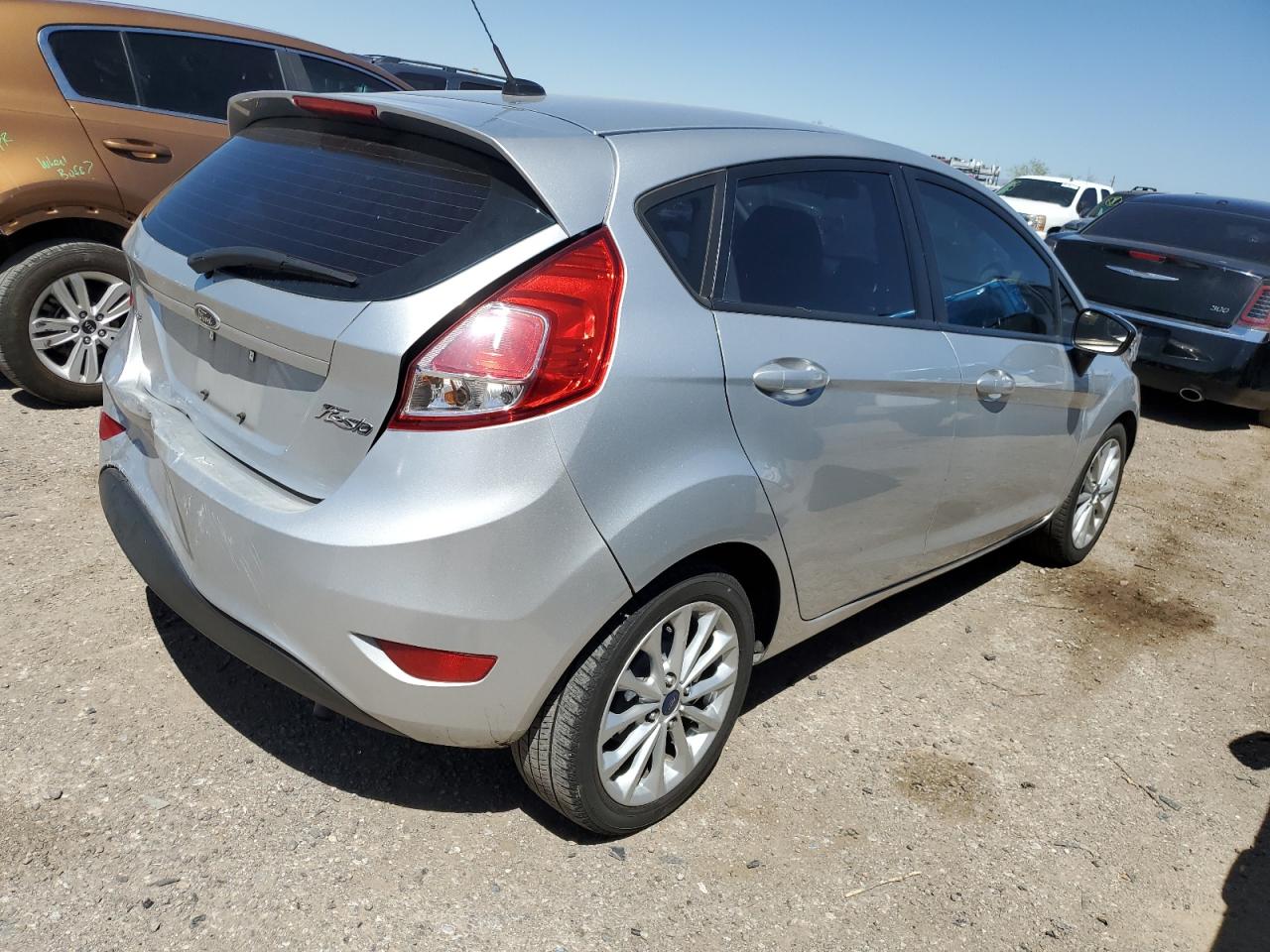 3FADP4EJ2EM186642 2014 Ford Fiesta Se