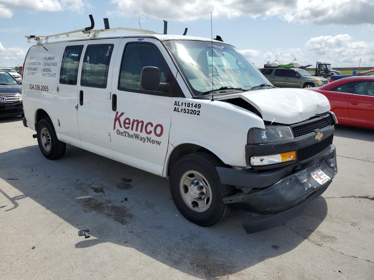 1GCWGAFP5K1212339 2019 Chevrolet Express G2500