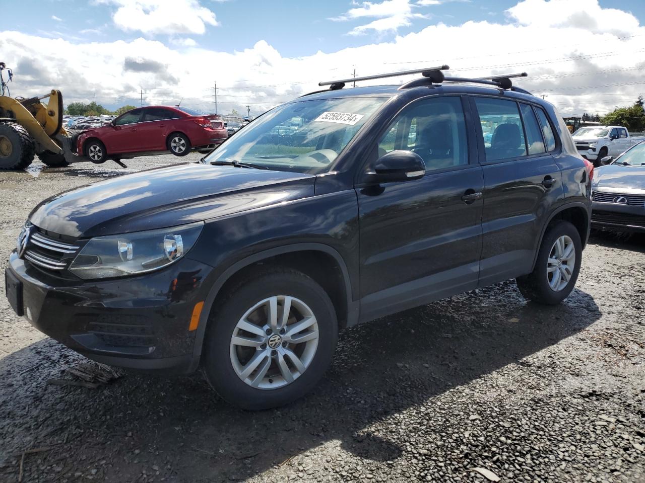 2016 Volkswagen Tiguan S vin: WVGBV7AX2GW567800