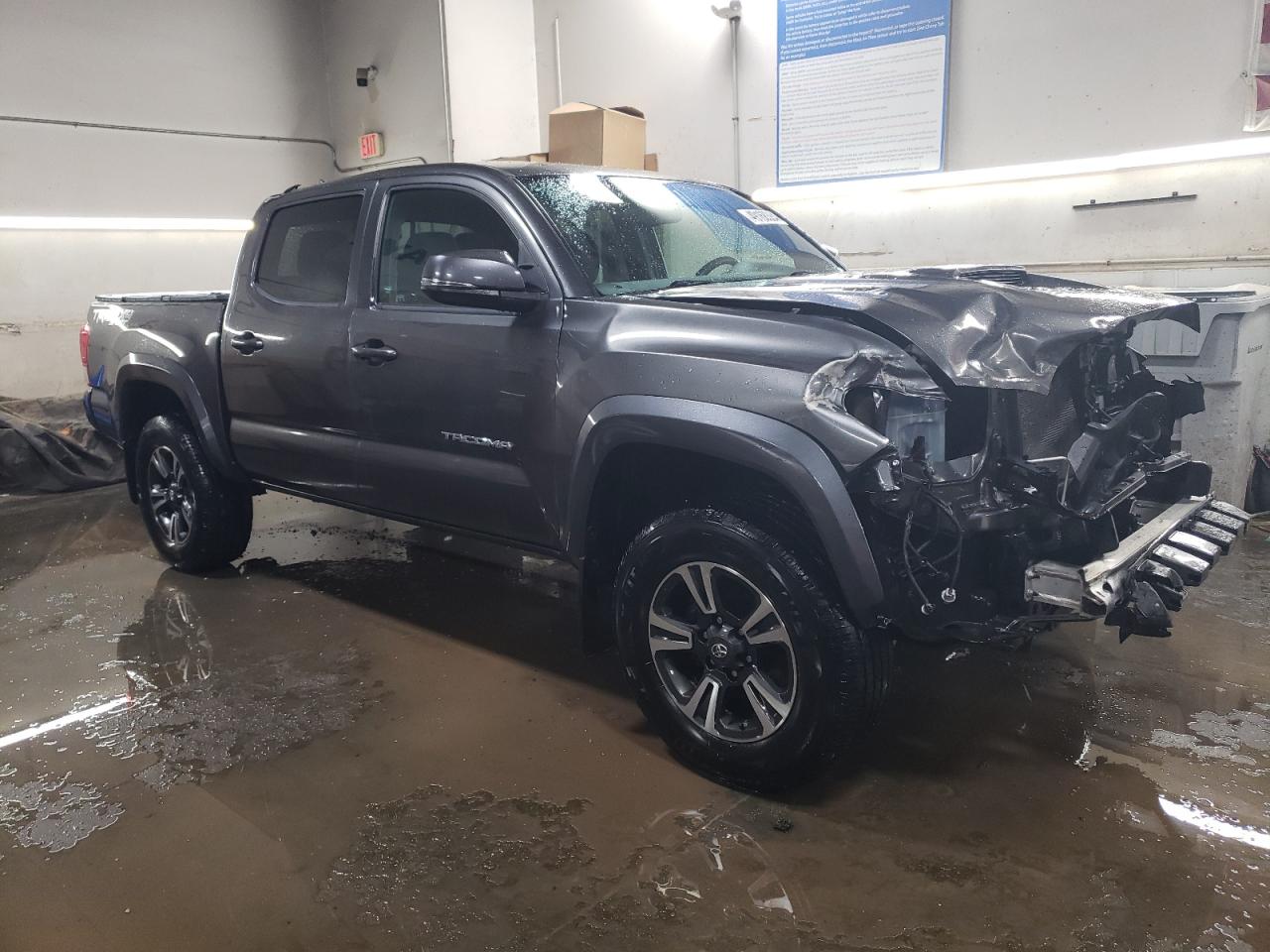 3TMCZ5AN5HM082133 2017 Toyota Tacoma Double Cab