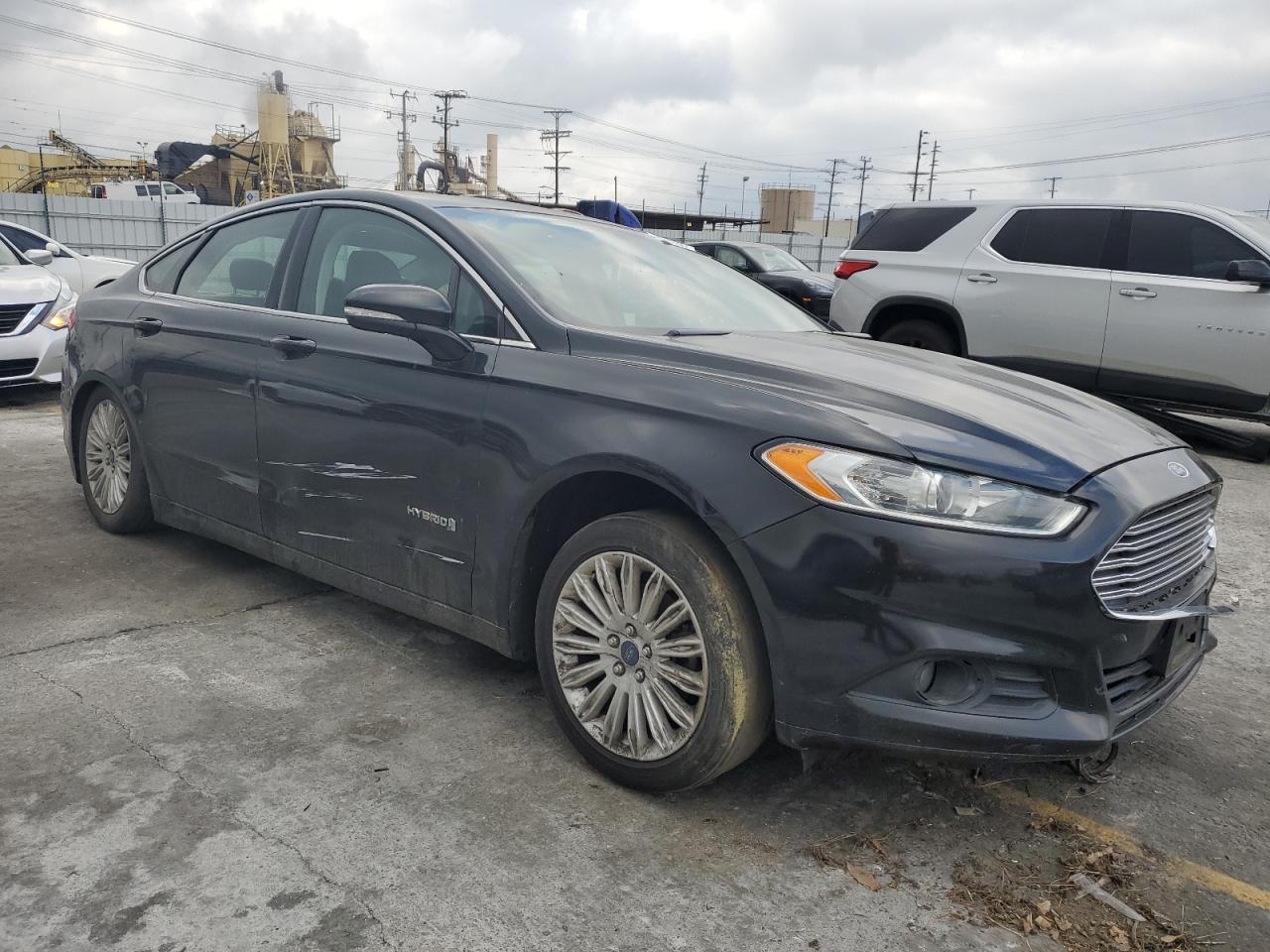 2015 Ford Fusion Se Hybrid vin: 3FA6P0LUXFR124084