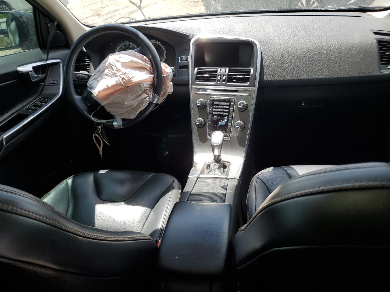 YV4952DLXD2452764 2013 Volvo Xc60 3.2