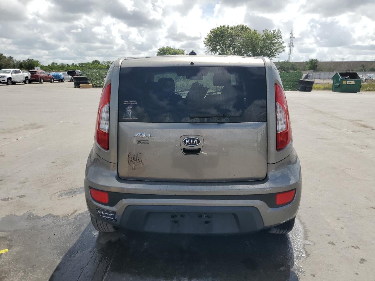 KNDJT2A61C7408139 2012 Kia Soul +