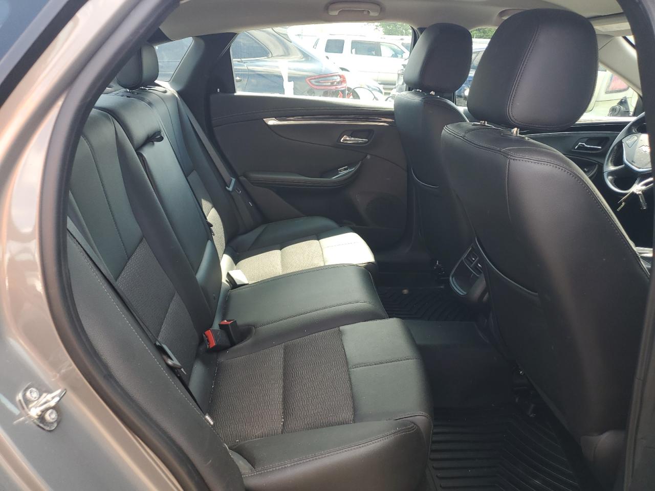 1G11Z5S3XKU128135 2019 Chevrolet Impala Lt