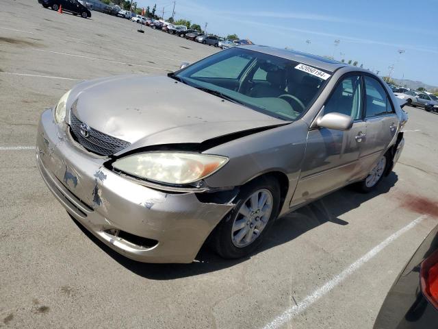Lot #2521394725 2004 TOYOTA CAMRY LE salvage car