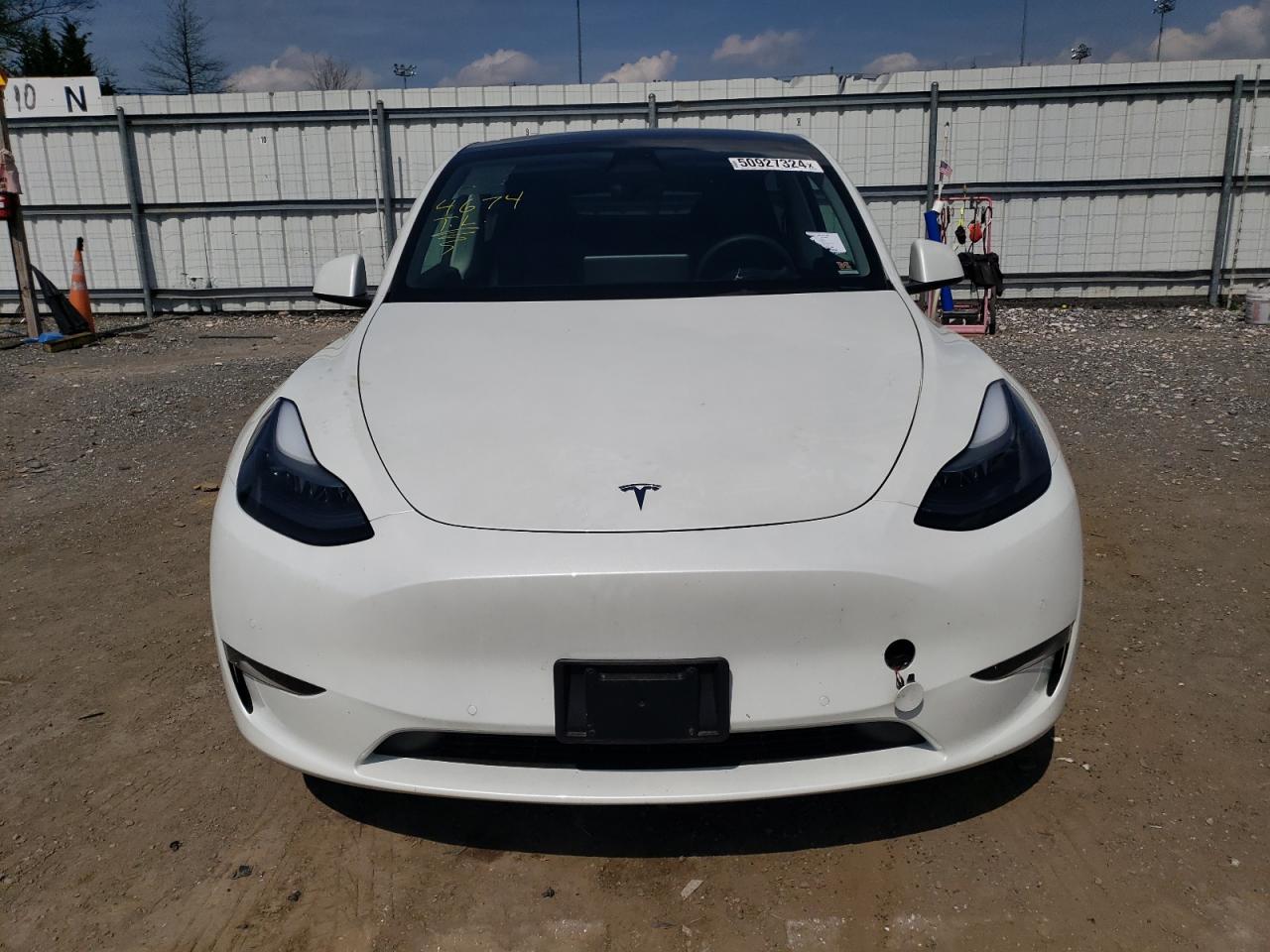 7SAYGDEF9NF461535 2022 Tesla Model Y