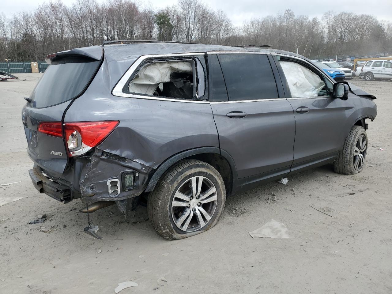 5FNYF6H70GB126358 2016 Honda Pilot Exln