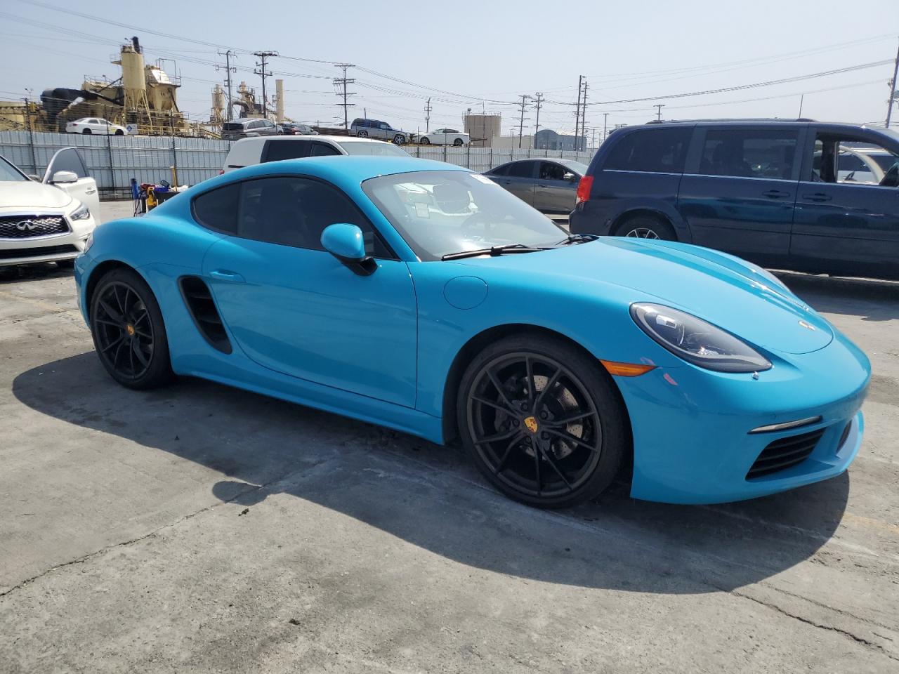 WP0AA2A86JK261947 2018 Porsche Cayman