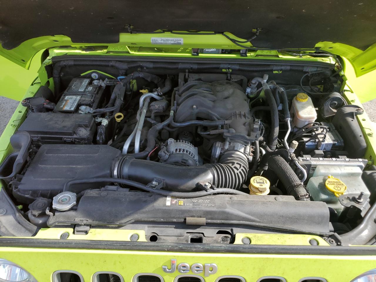 1C4BJWEG1HL534360 2017 Jeep Wrangler Unlimited Sahara