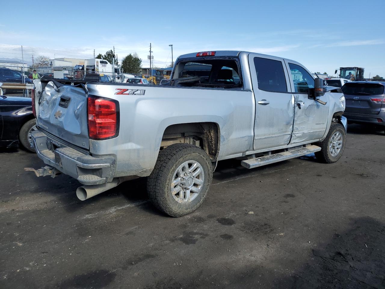 1GC4KWCY6KF276439 2019 Chevrolet Silverado K3500 Lt