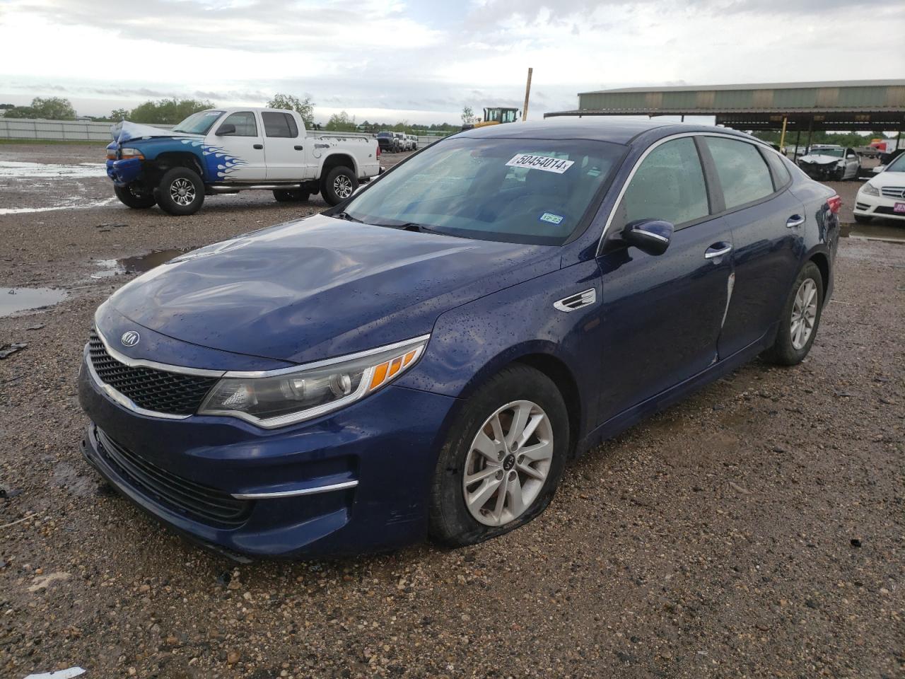 5XXGT4L39JG210423 2018 Kia Optima Lx