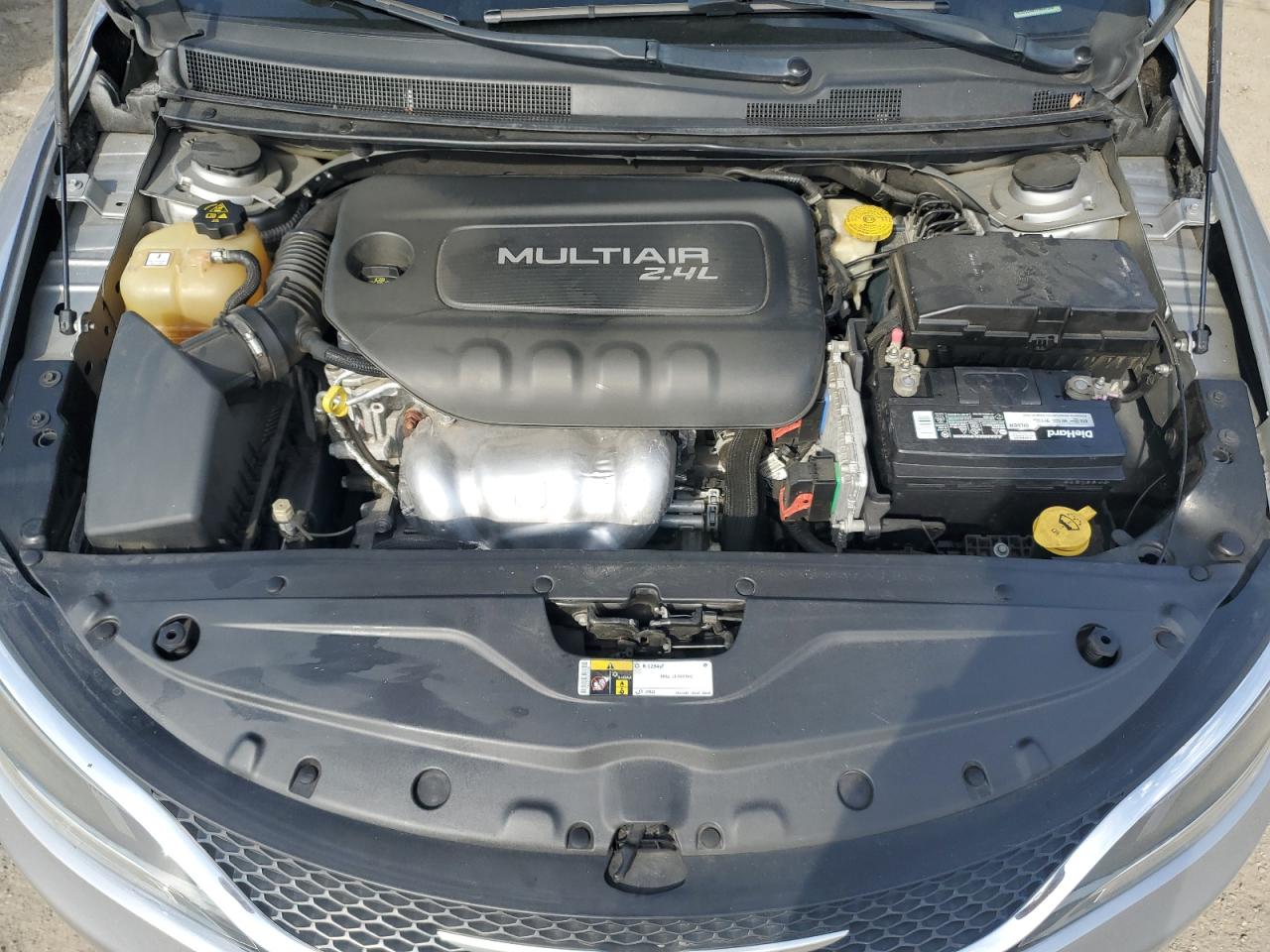 1C3CCCAB1FN661588 2015 Chrysler 200 Limited