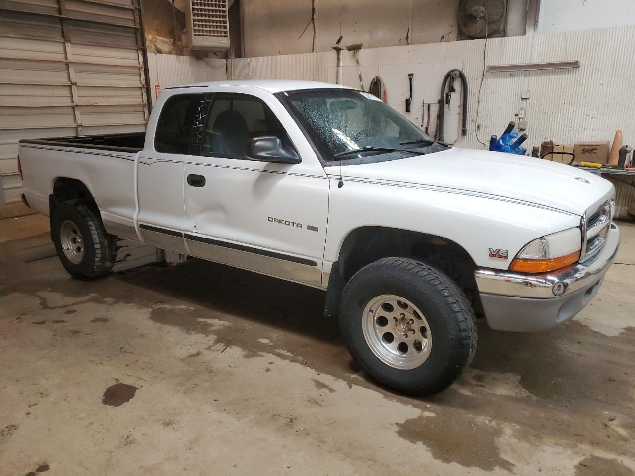 1B7GG22X4XS219185 1999 Dodge Dakota