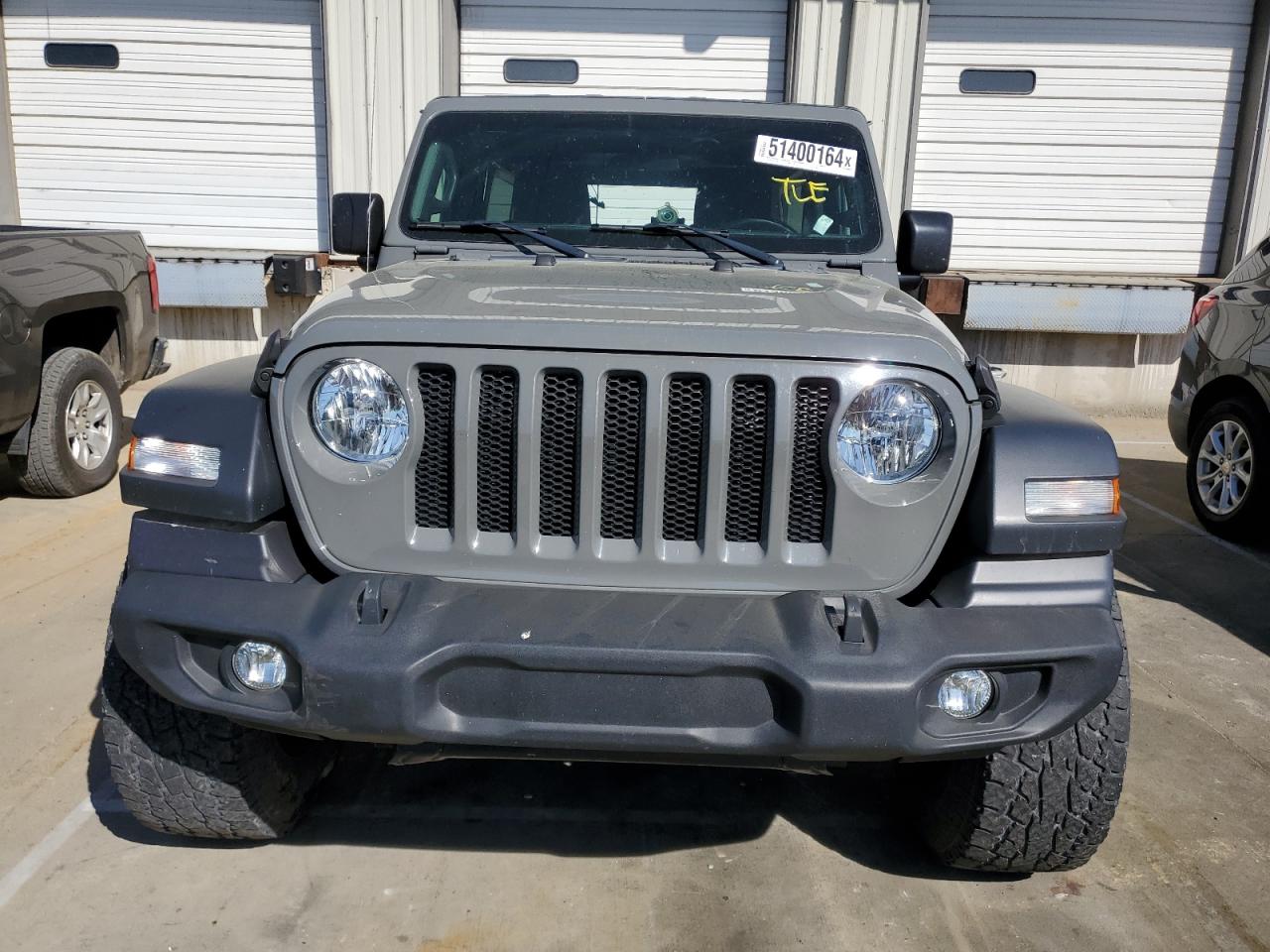 1C4HJXDN4JW252492 2018 Jeep Wrangler Unlimited Sport