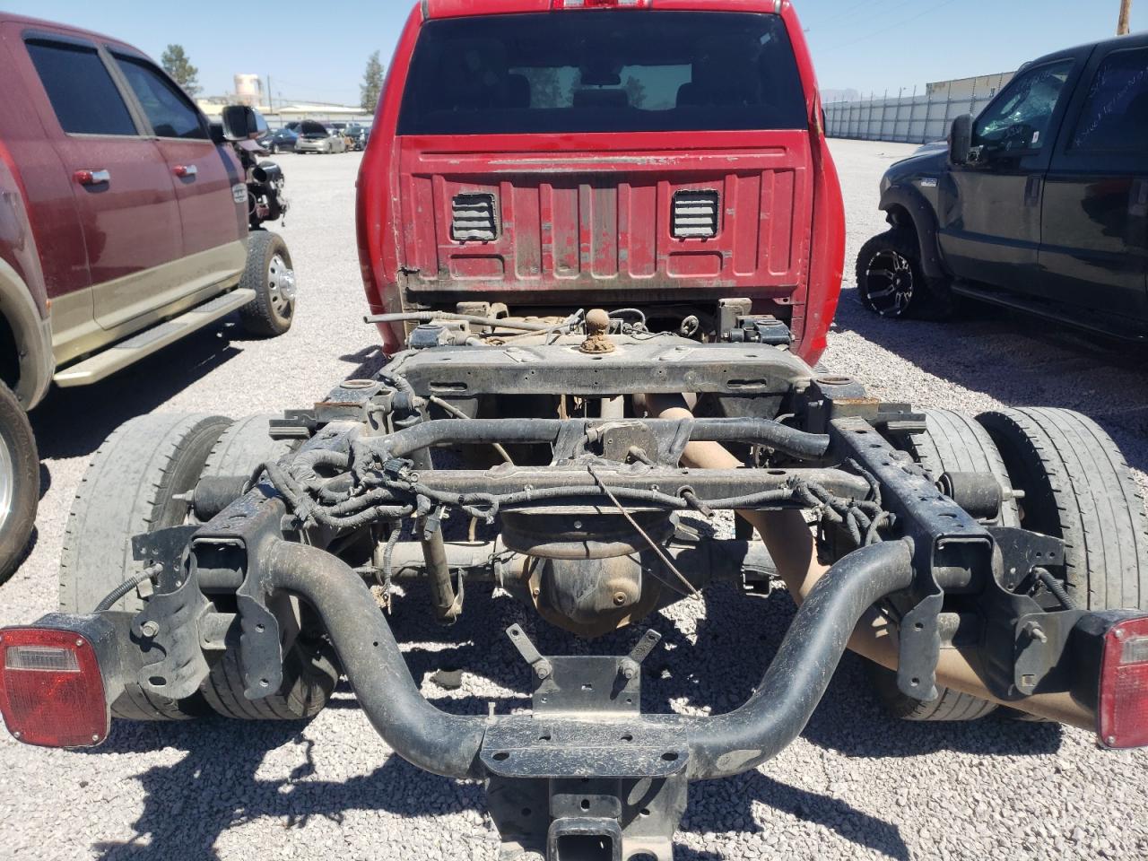 3C63RRGLXJG361179 2018 Ram 3500 St