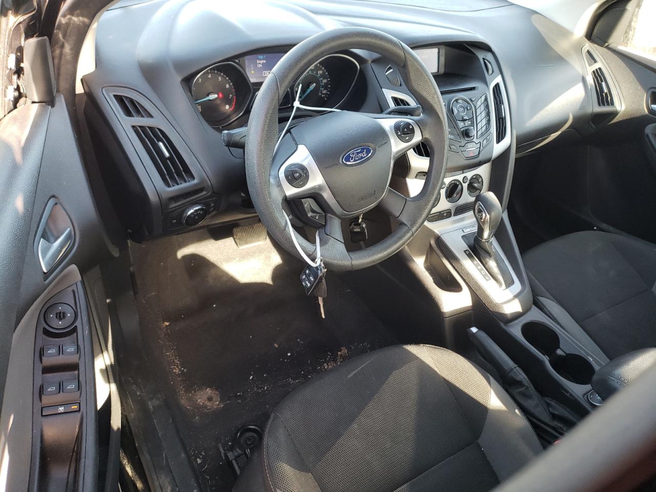 1FADP3F21EL118027 2014 Ford Focus Se