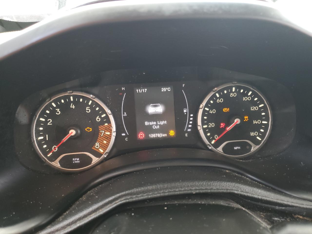 ZACNJABB7KPK70585 2019 Jeep Renegade Latitude