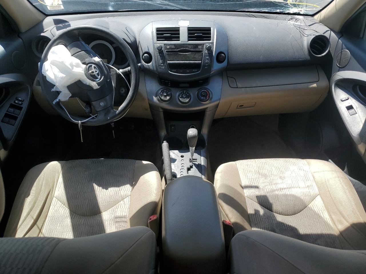 2T3ZF4DV3BW097017 2011 Toyota Rav4