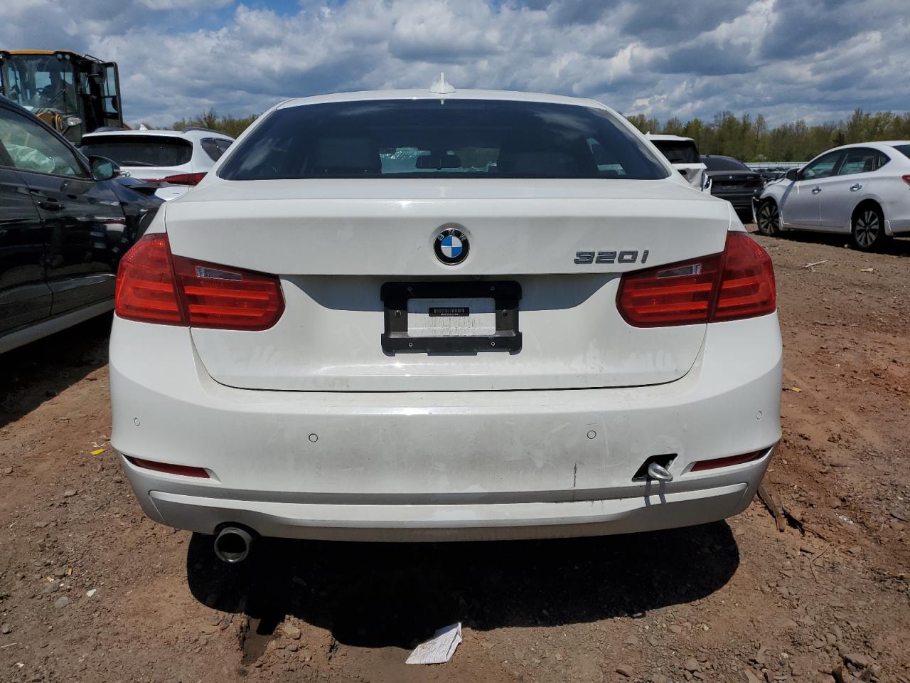 WBA3B1C56FK139340 2015 BMW 320 I