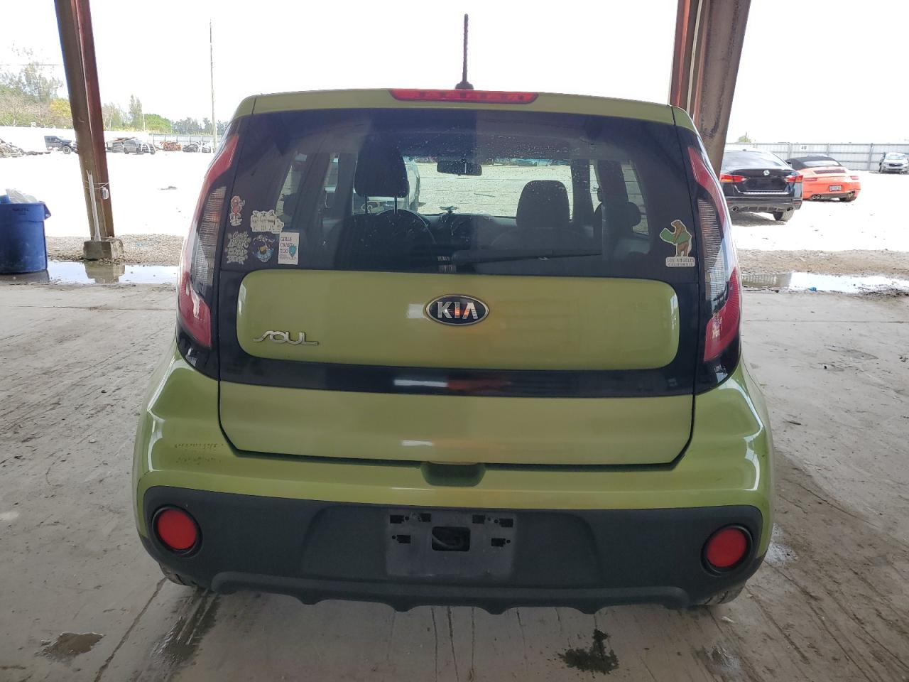 KNDJN2A20H7884946 2017 Kia Soul