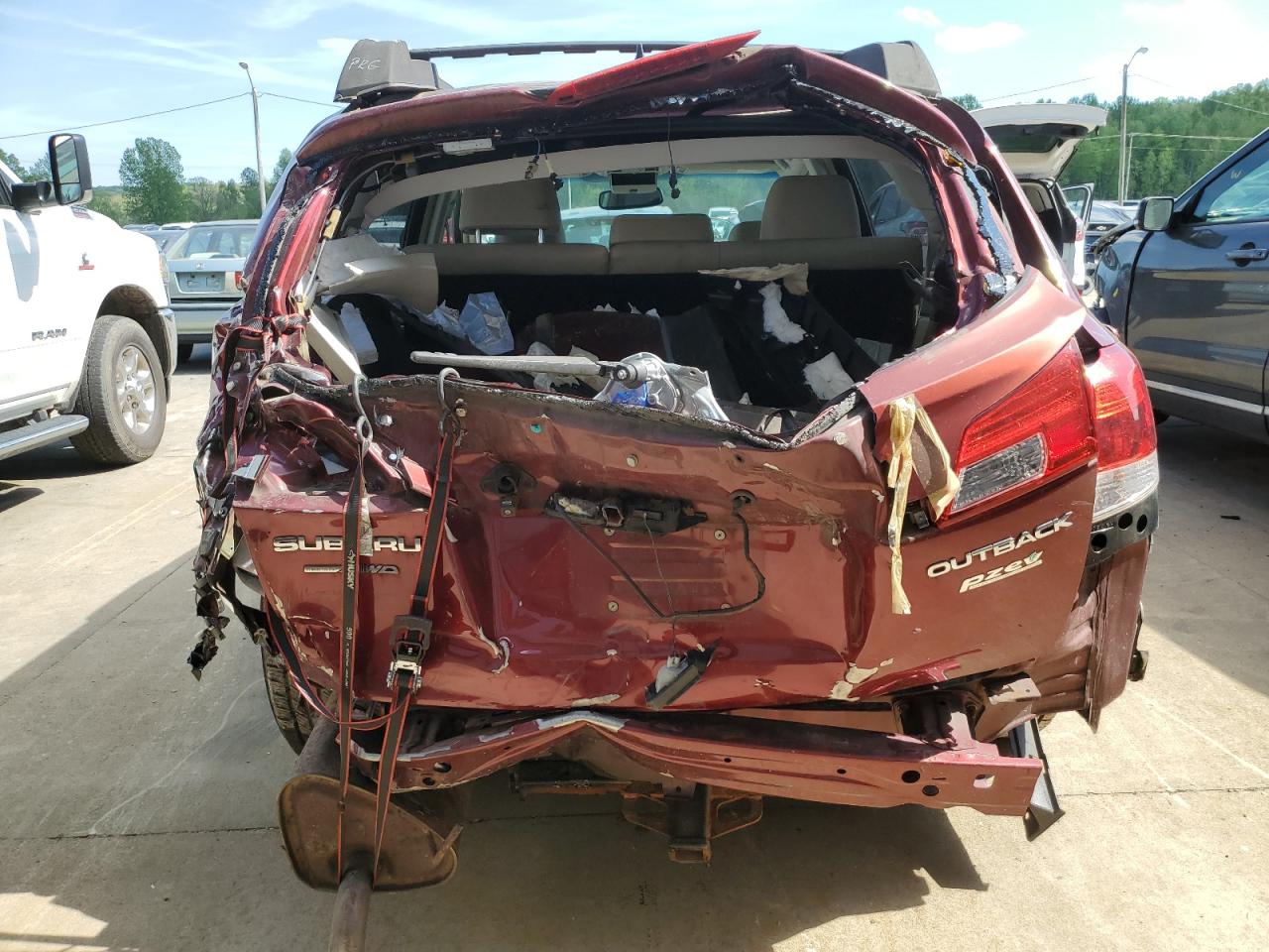 4S4BRBKC2B3387617 2011 Subaru Outback 2.5I Limited