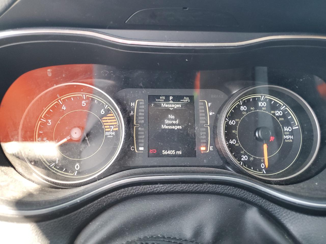 1C4PJLCB3KD114337 2019 Jeep Cherokee Latitude