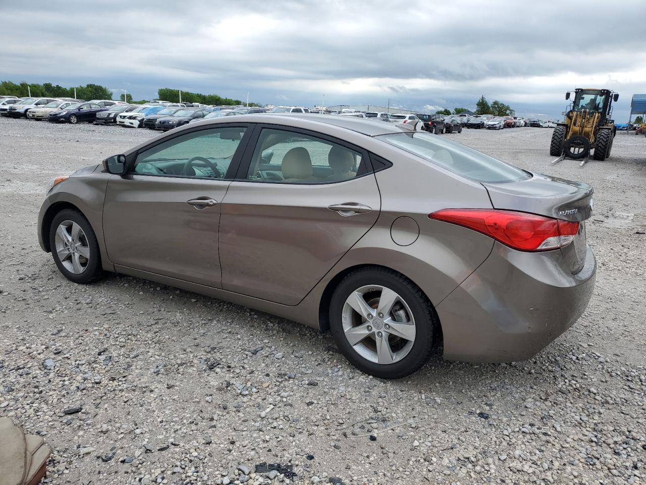 5NPDH4AE9DH417668 2013 Hyundai Elantra Gls