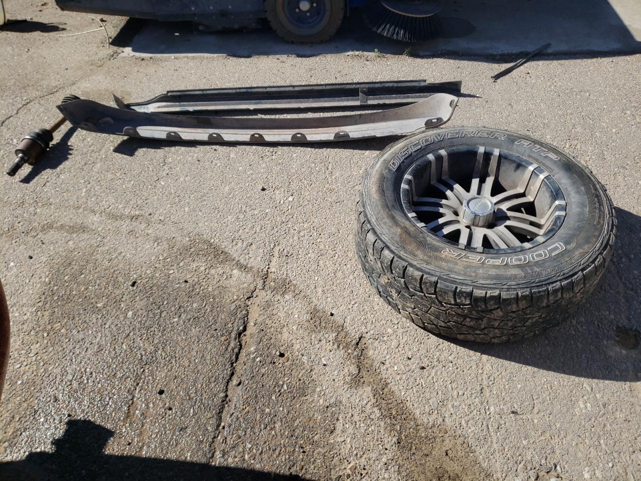 1J4HR48N25C553524 2005 Jeep Grand Cherokee Laredo