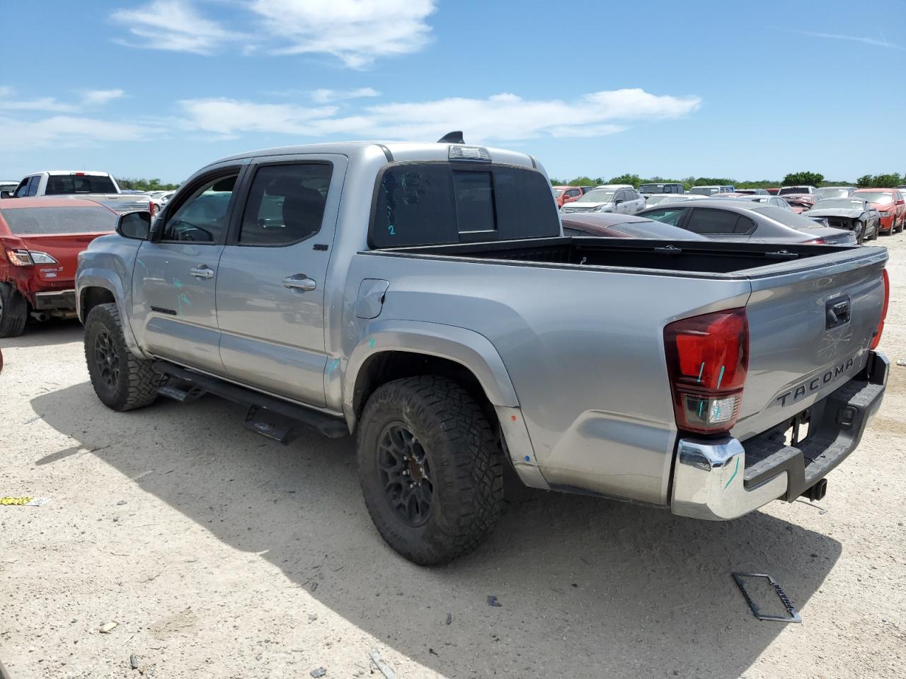 2021 Toyota Tacoma Double Cab vin: 5TFAZ5CNXMX104412