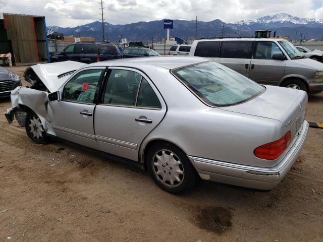 1998 Mercedes-Benz E 320 4Matic VIN: WDBJF82FXWX009547 Lot: 52729834