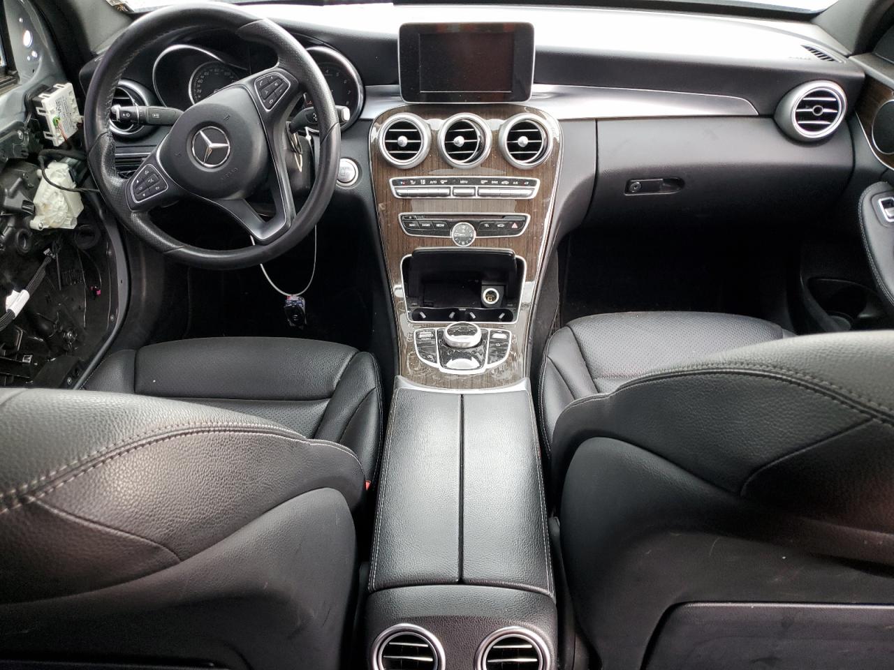 55SWF4KB1JU270922 2018 Mercedes-Benz C 300 4Matic