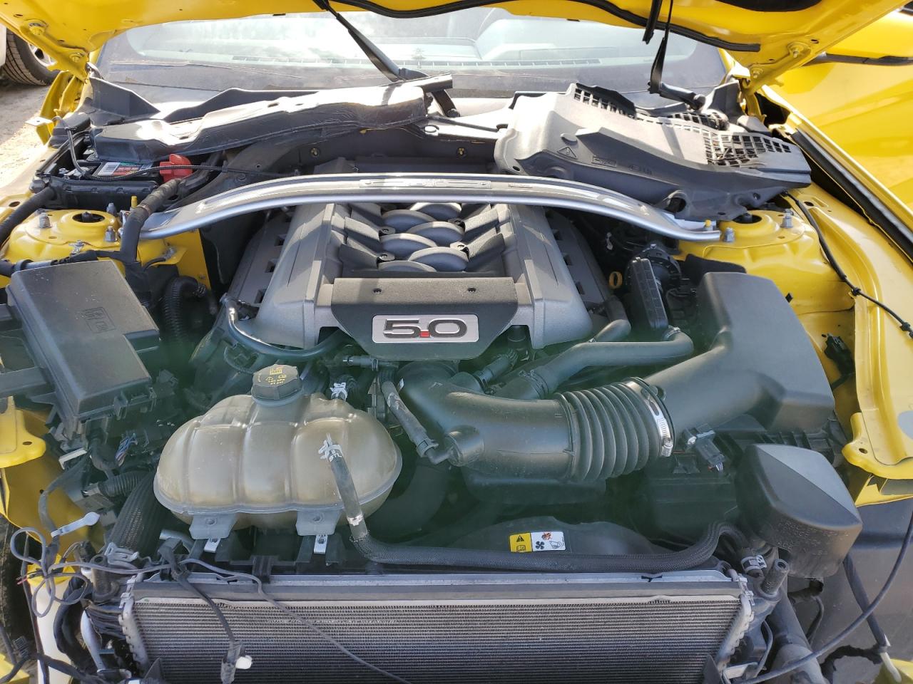 1FATP8FF2F5427586 2015 Ford Mustang Gt