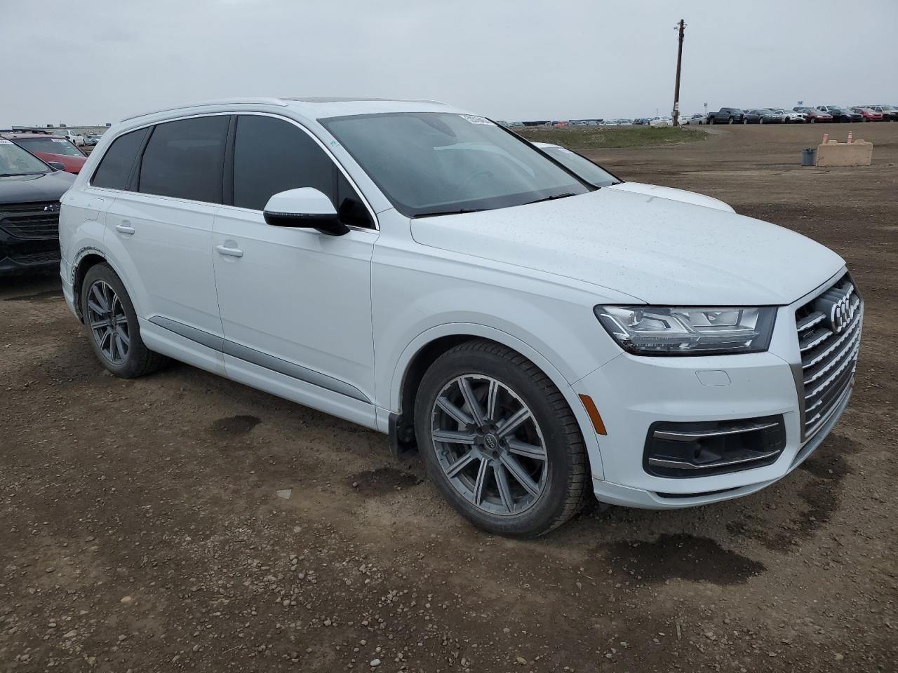 WA1VAAF77HD040085 2017 Audi Q7 Prestige