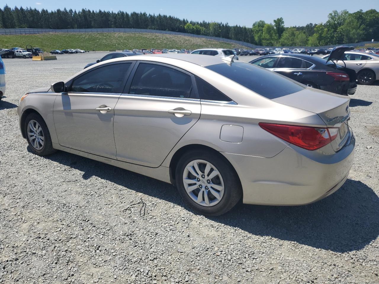 5NPEB4AC1BH210841 2011 Hyundai Sonata Gls