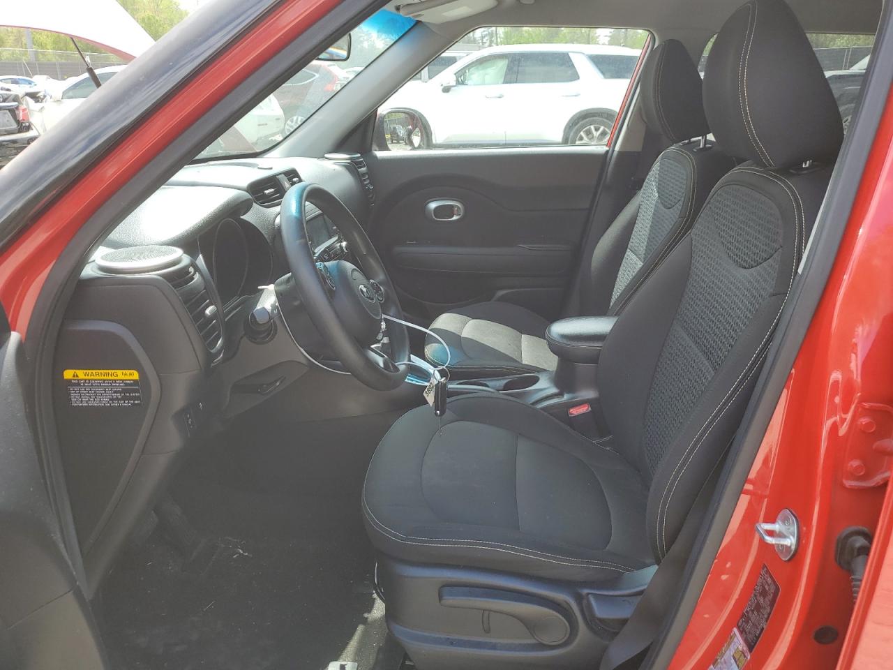 KNDJP3A54G7827335 2016 Kia Soul +