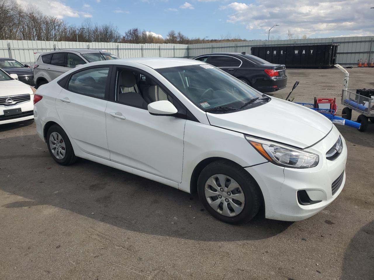 KMHCT4AEXGU976310 2016 Hyundai Accent Se