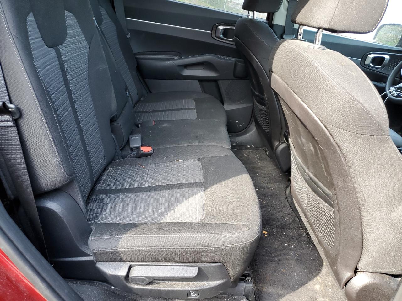 5XYRGDLCXMG070010 2021 Kia Sorento Lx