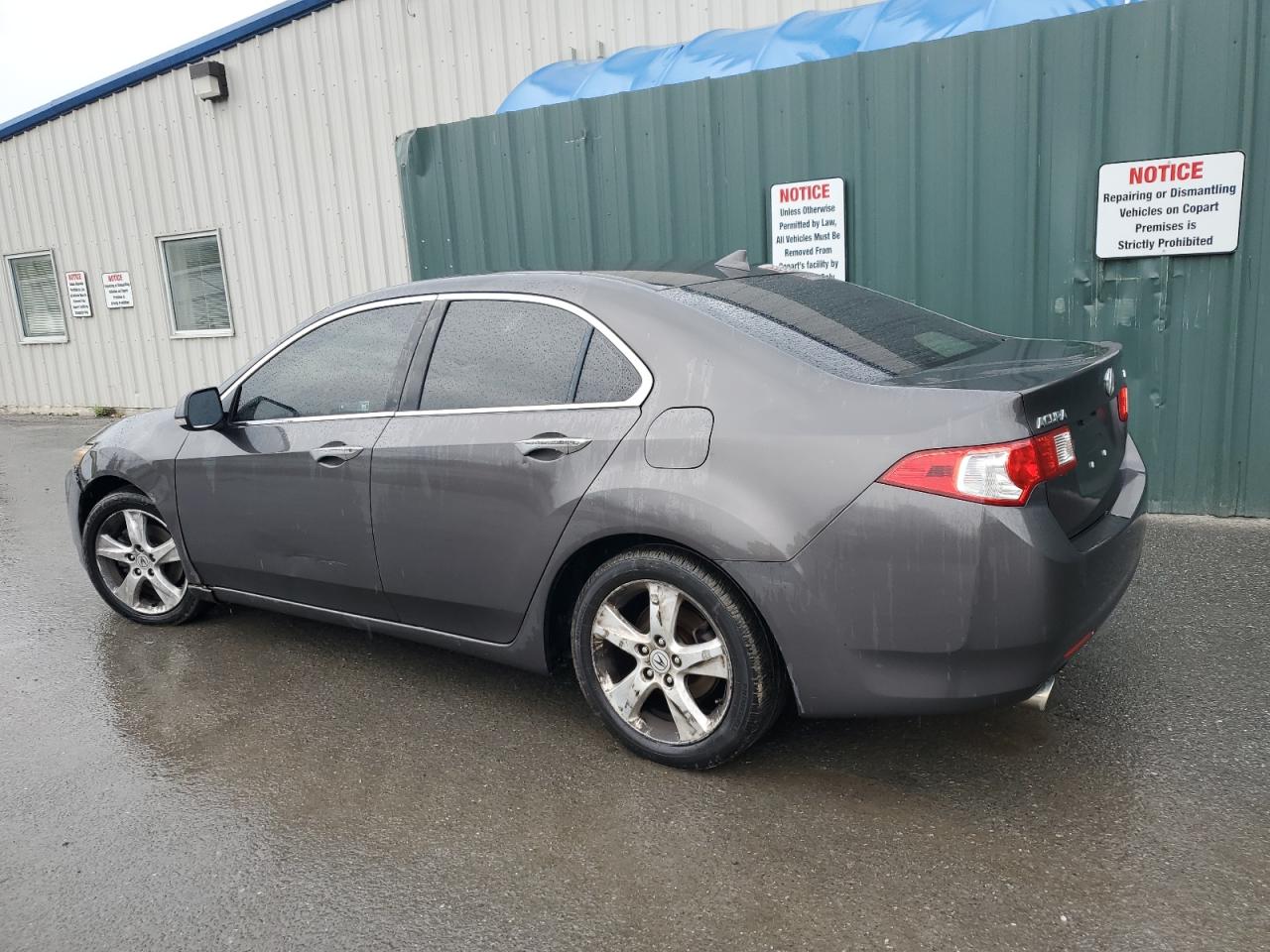 JH4CU2F61AC033743 2010 Acura Tsx