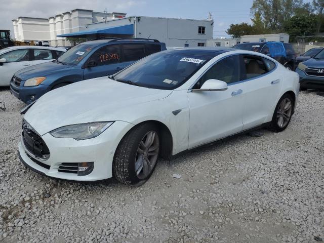 Lot #2507937076 2015 TESLA MODEL S 85 salvage car