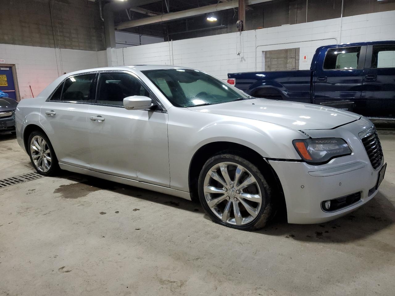 2C3CCAJT9CH217215 2012 Chrysler 300 S