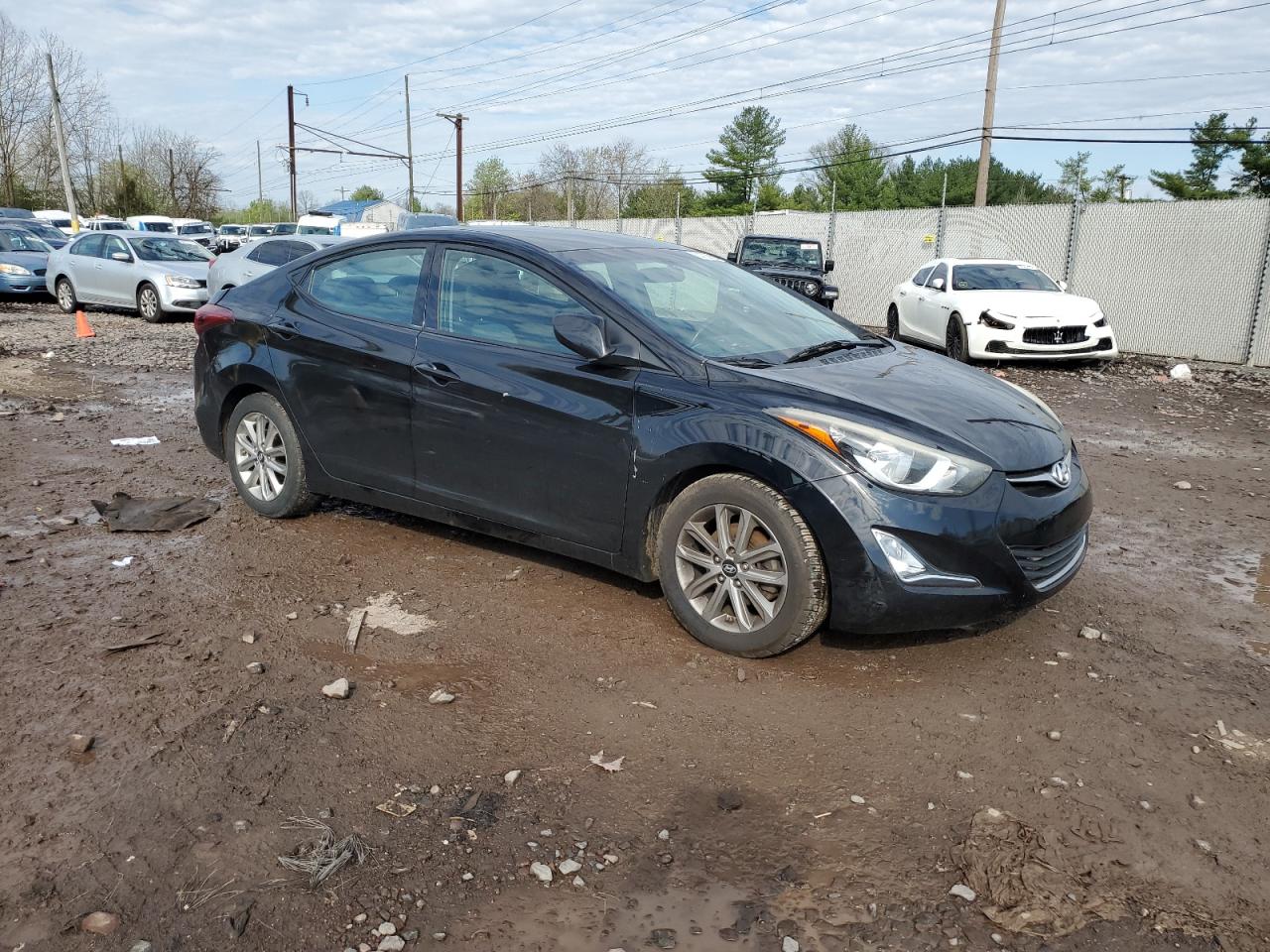 5NPDH4AE3EH535569 2014 Hyundai Elantra Se