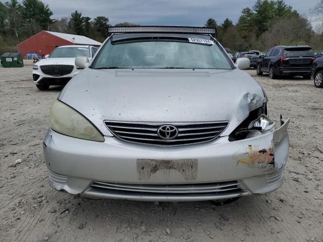 2005 Toyota Camry Le VIN: 4T1BE32K05U040648 Lot: 52357104