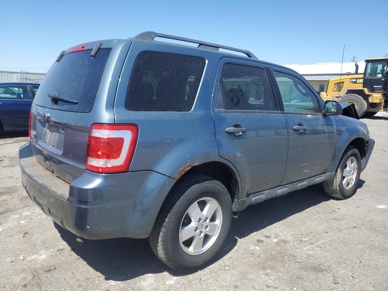 1FMCU0D77BKA26123 2011 Ford Escape Xlt