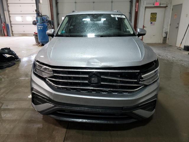 Lot #2508012011 2023 VOLKSWAGEN TIGUAN SE salvage car