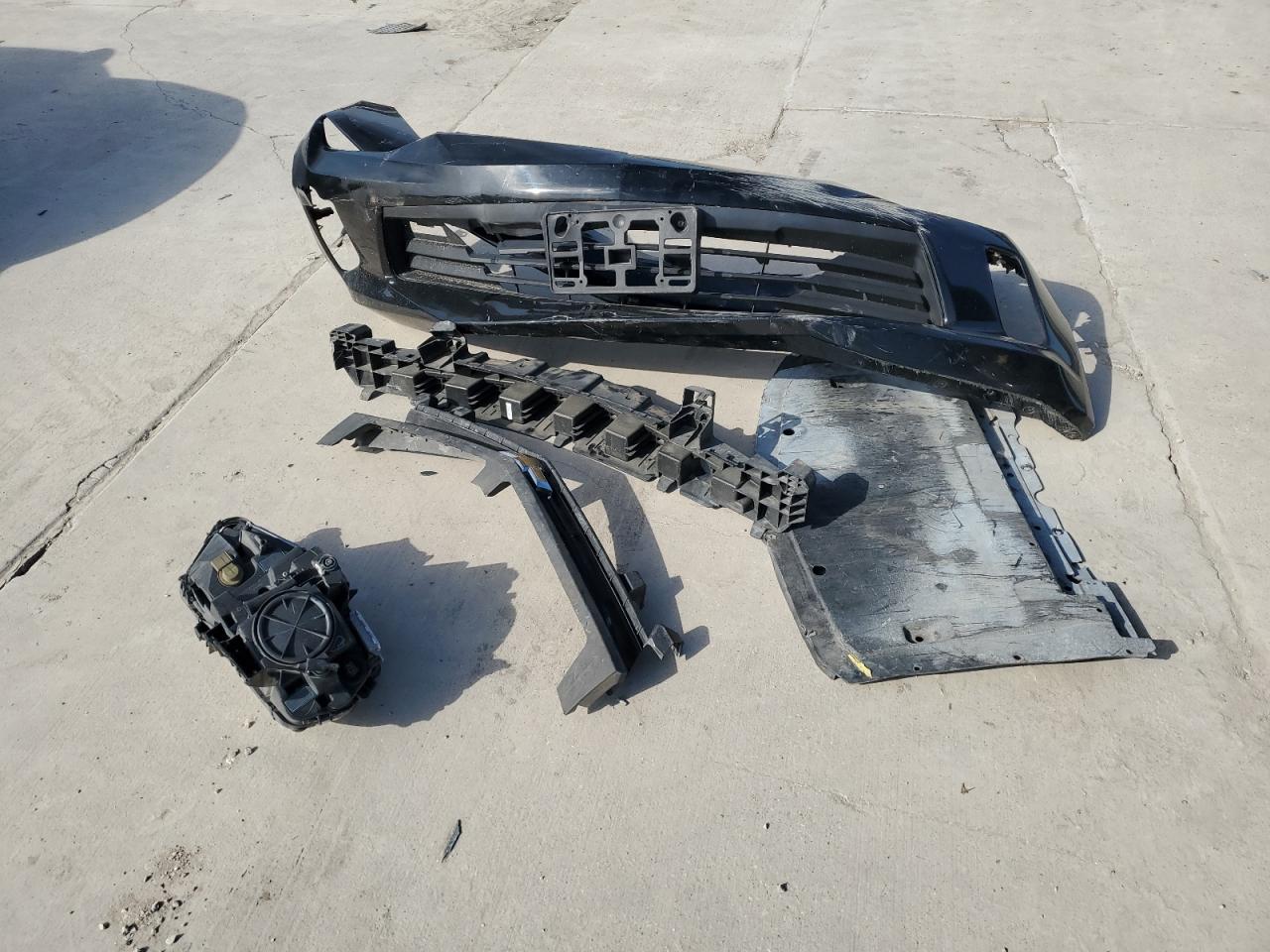 1G1FB1RS6J0182750 2018 Chevrolet Camaro Lt