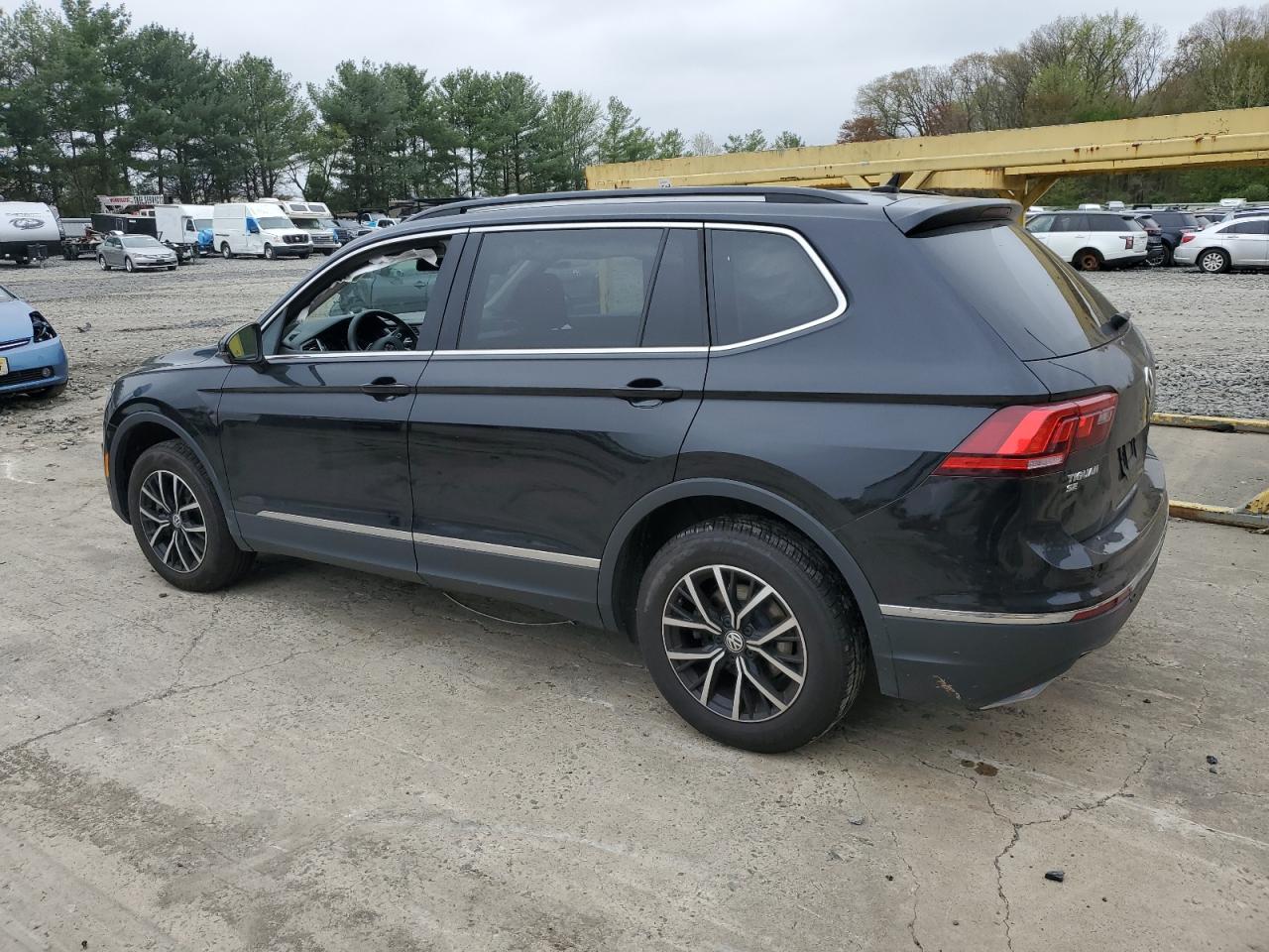 3VV2B7AXXMM071685 2021 Volkswagen Tiguan Se