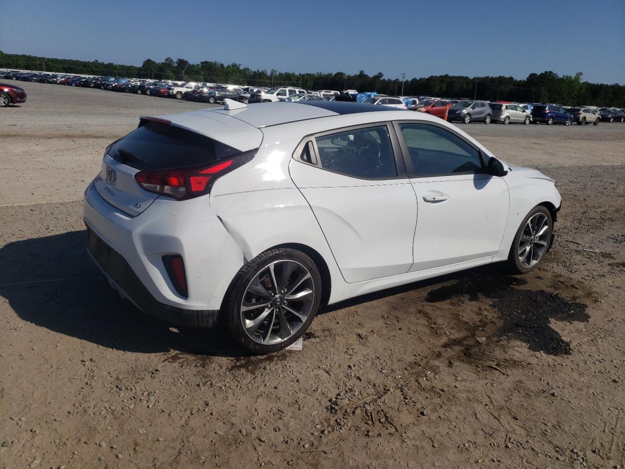 KMHTG6AF7KU013124 2019 Hyundai Veloster Base